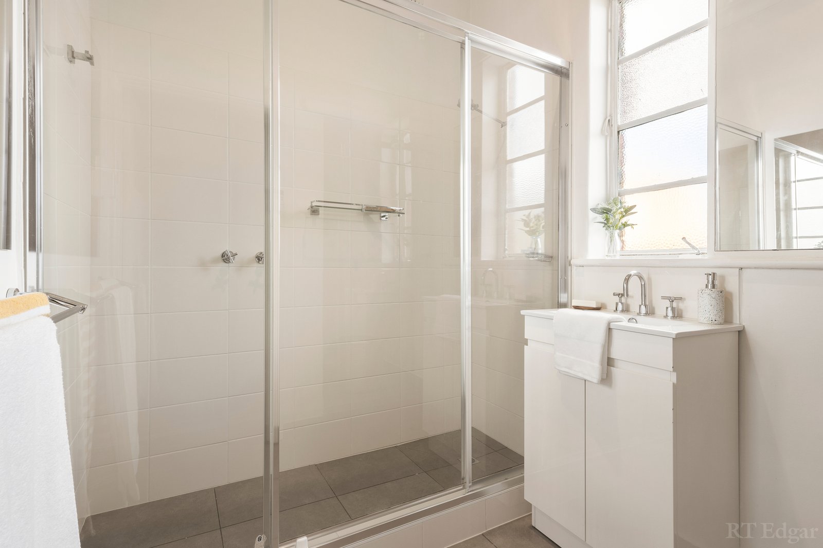 Real Estate and Property in 4/490 Toorak Road, Toorak, VIC