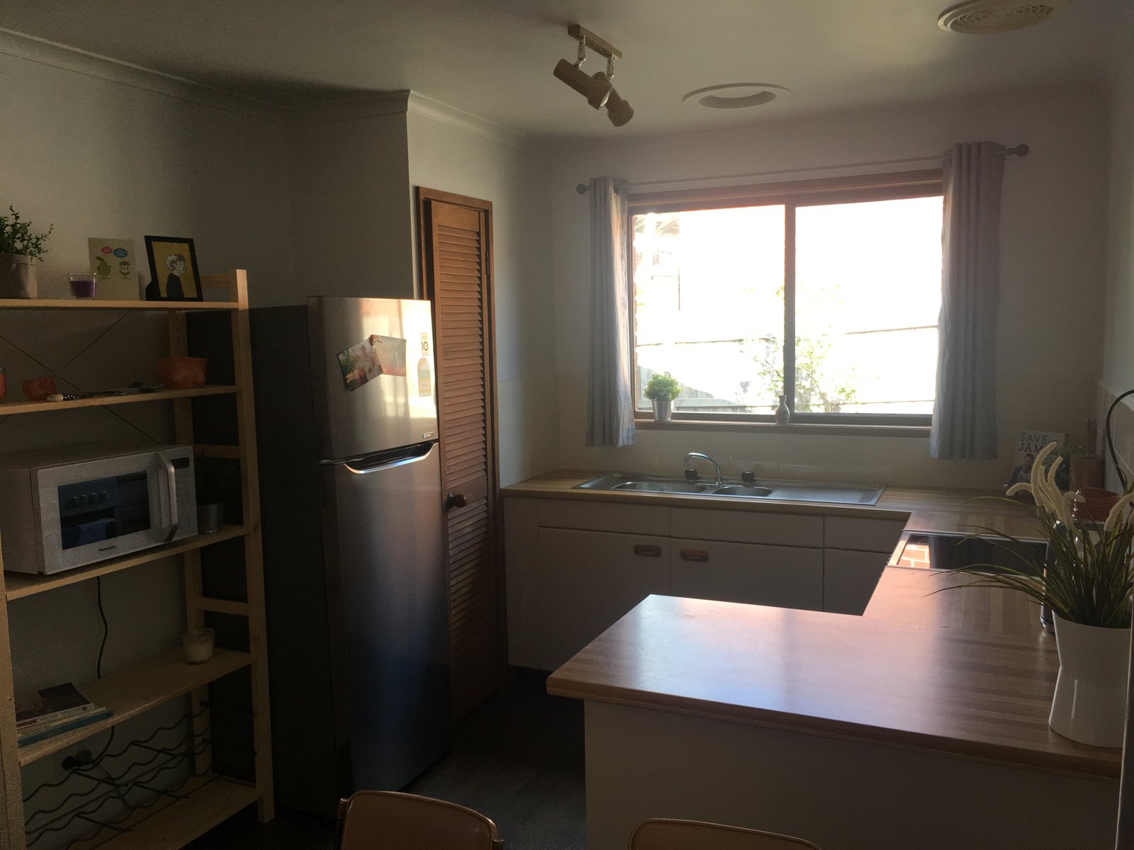 Gallery: 4/492 Station Street