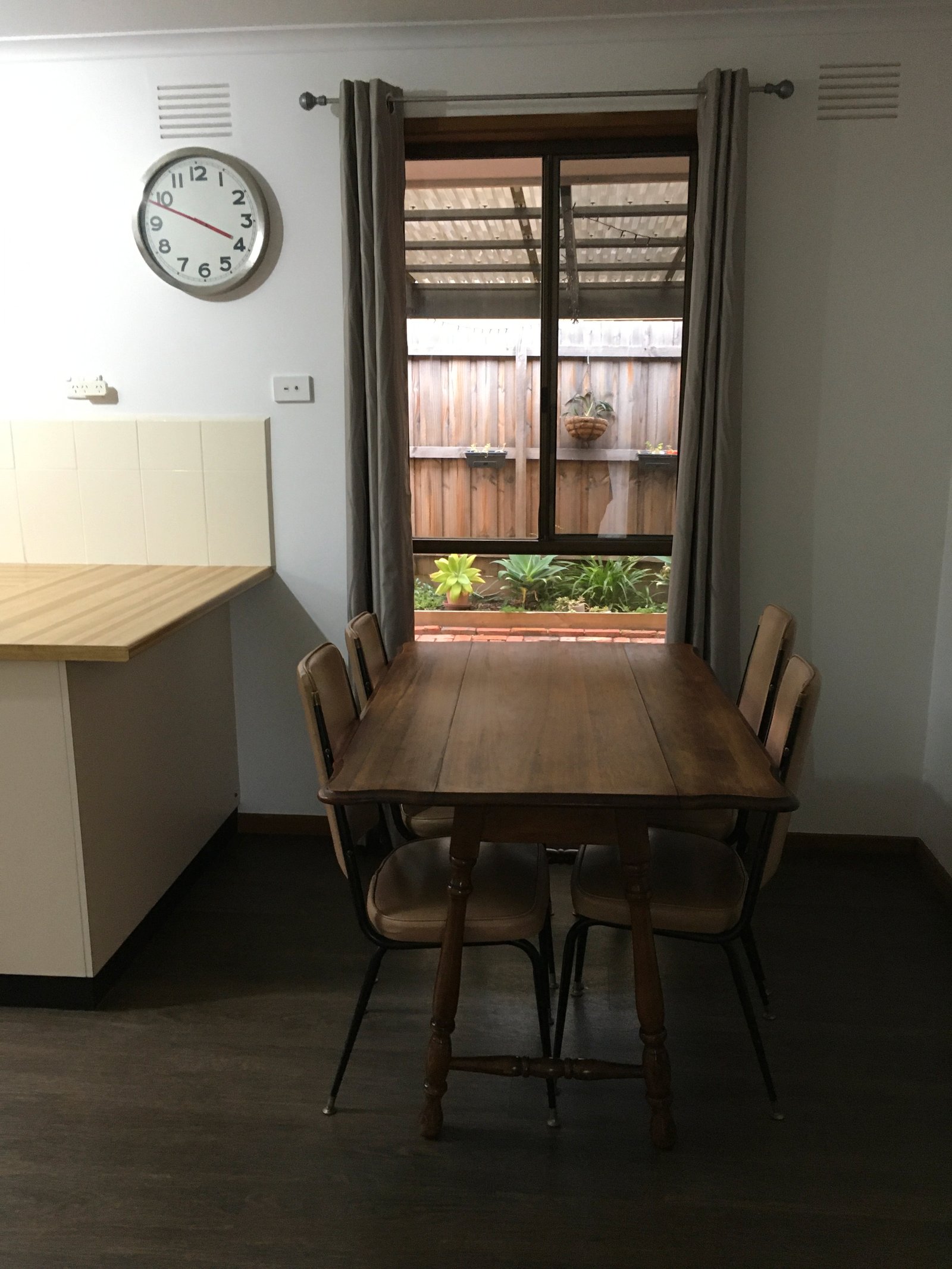 Gallery: 4/492 Station Street