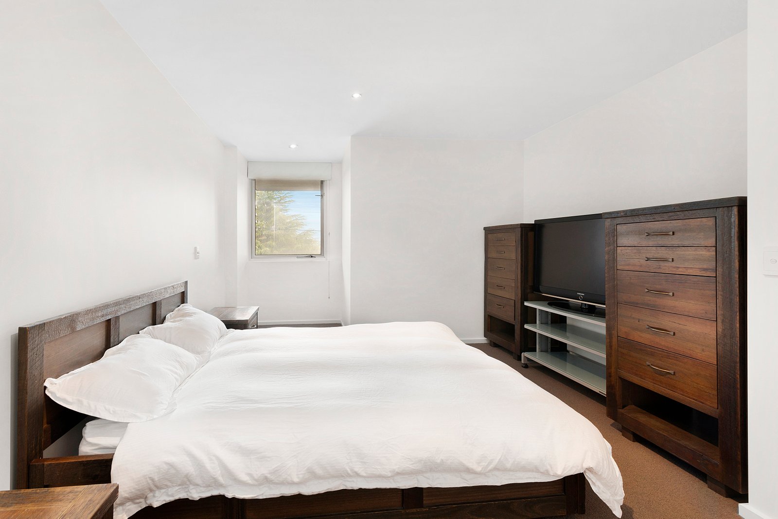 Gallery: 4/499 High Street