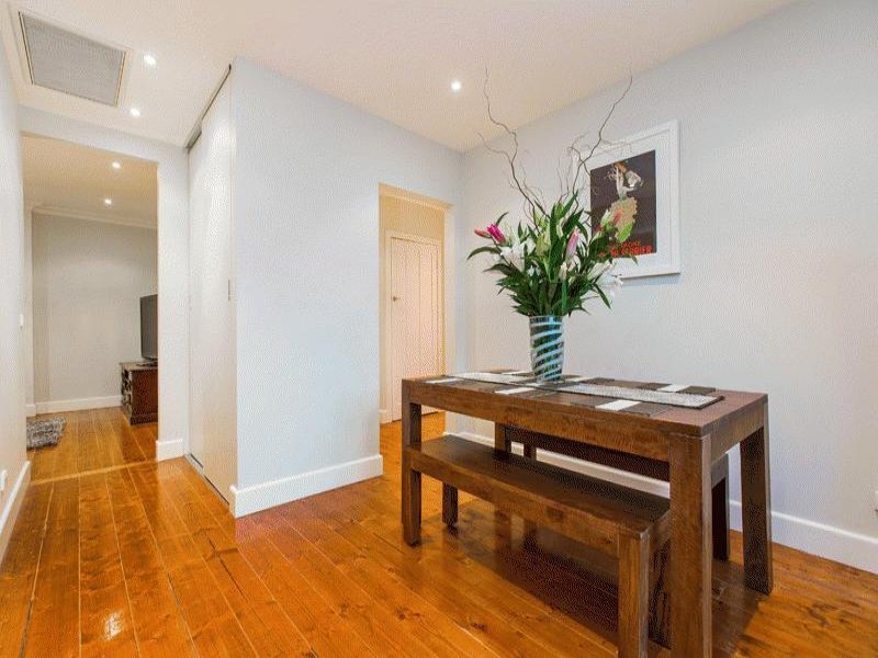 Gallery: 44a Davey Street