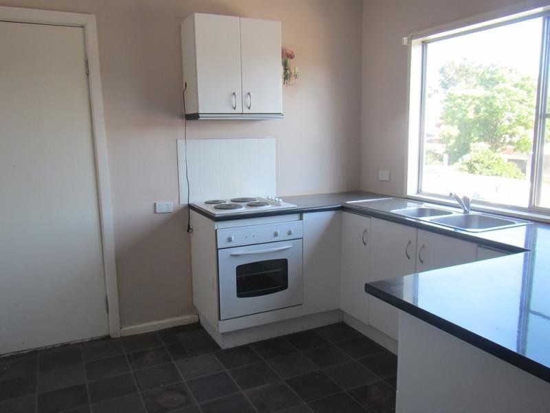 44a David Street TAMWORTH 2
