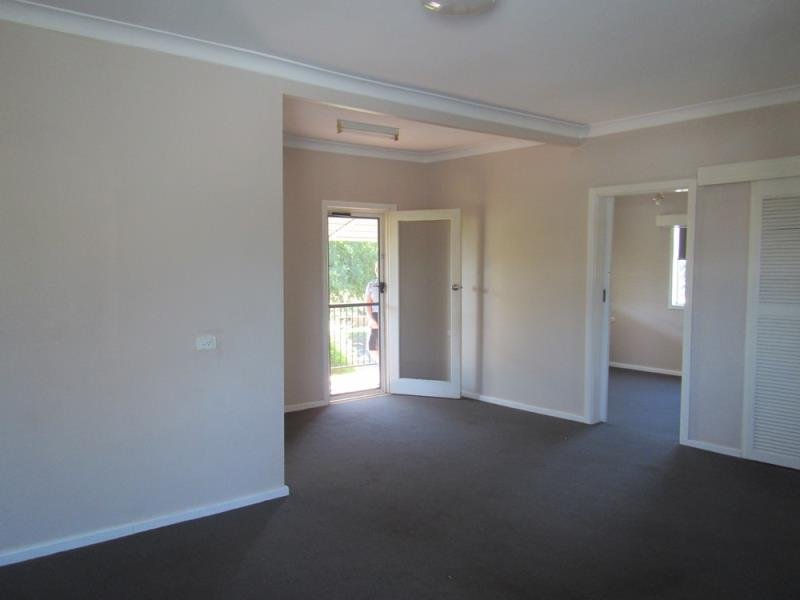44a David Street TAMWORTH 3