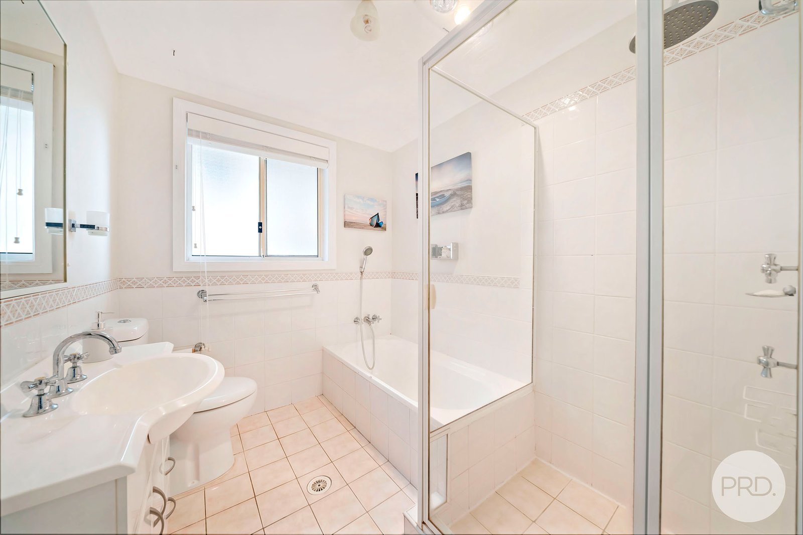 44a Johnson Parade LEMON TREE PASSAGE 12