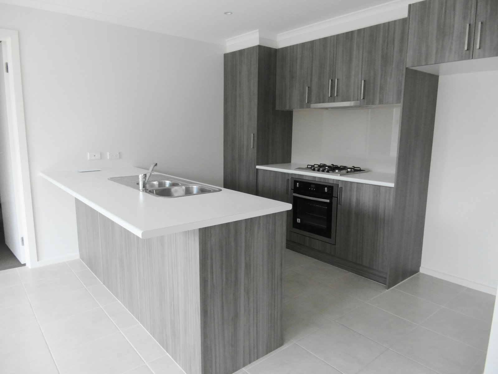 Gallery: 44A Osborne Avenue