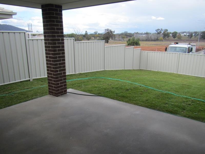 44a Riverview Street TAMWORTH 8