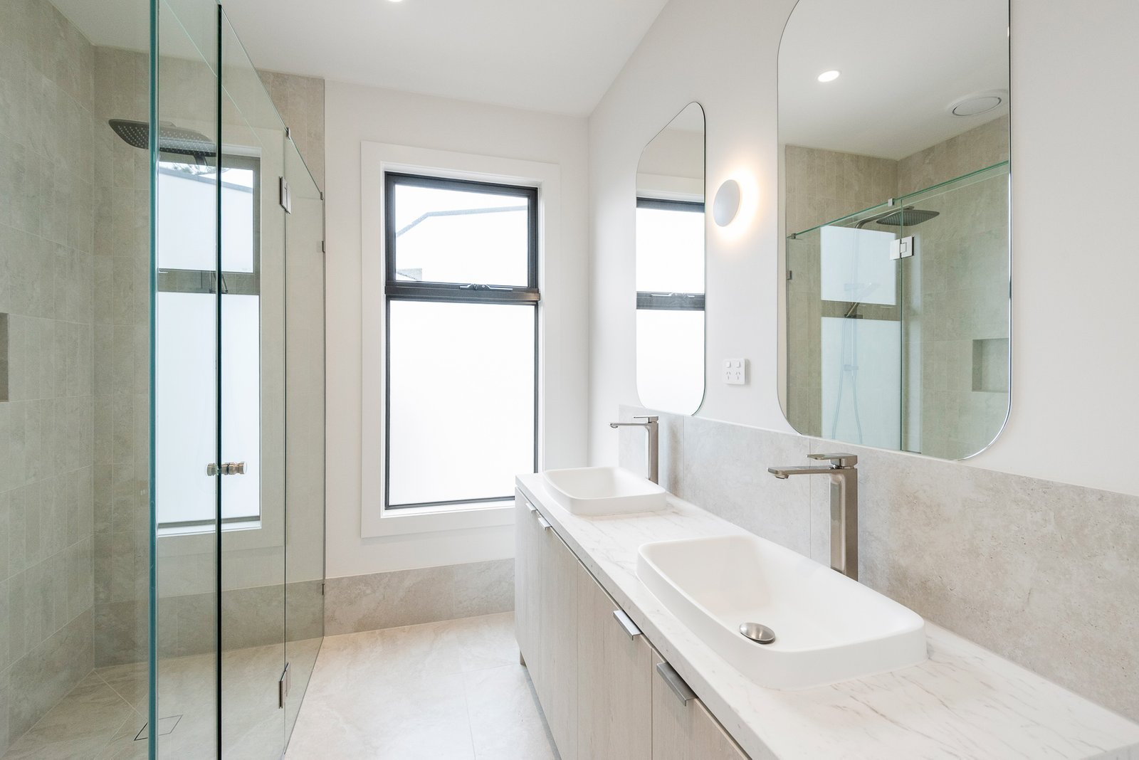 Gallery: 4/4A Sunlit Court