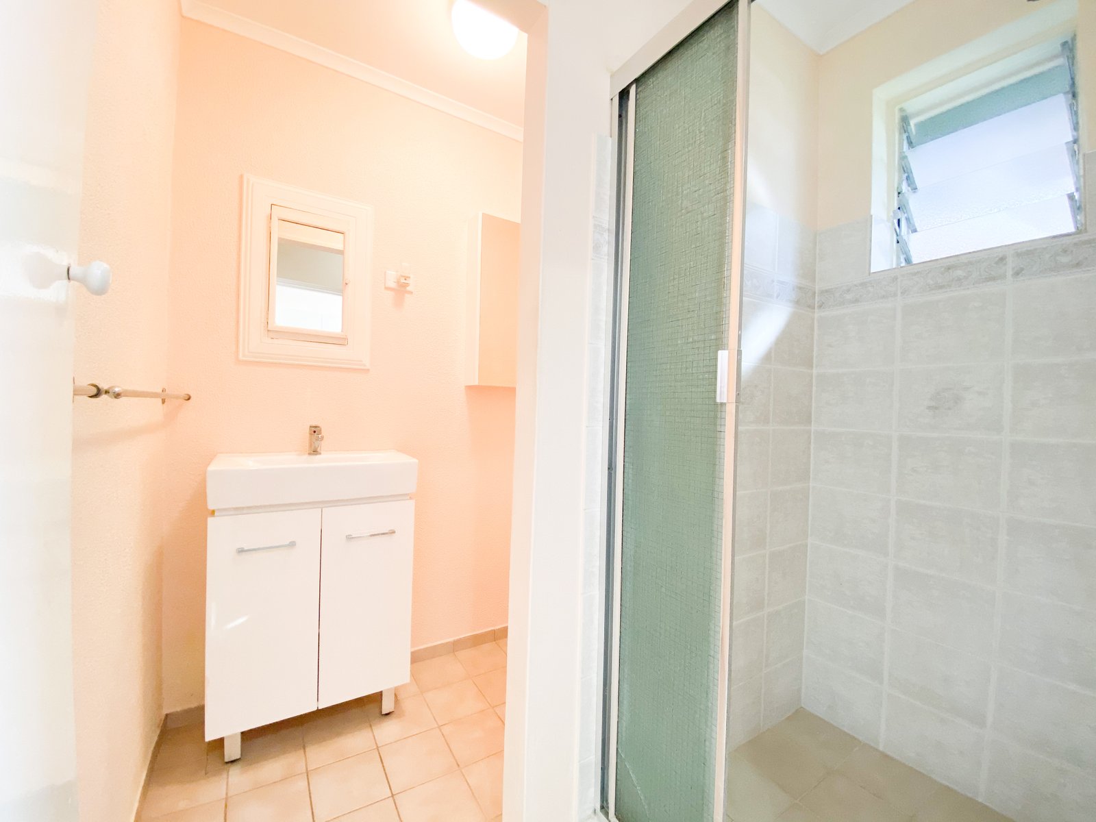 4/4a Thurlow Ave  NELSON BAY 6