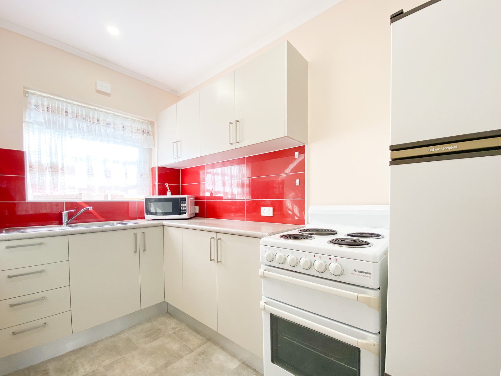 4/4a Thurlow Ave  NELSON BAY 8