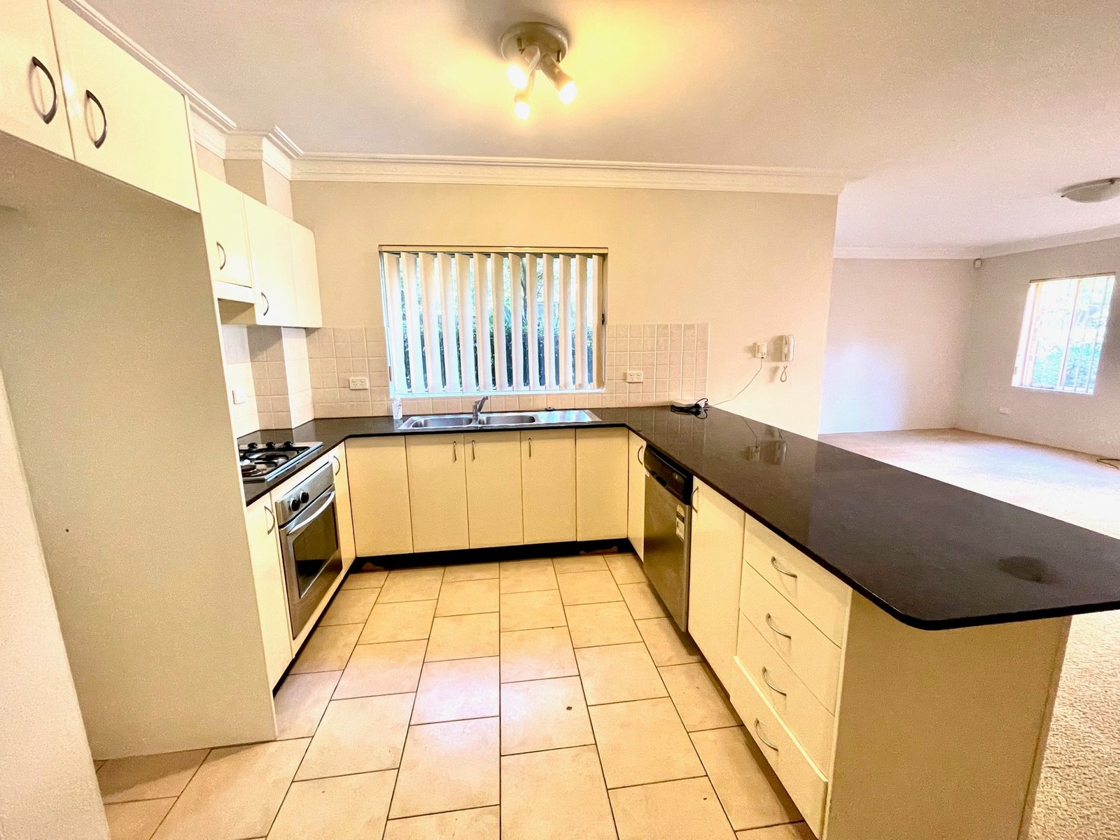 4/5-9 Bellevue Street KOGARAH 1