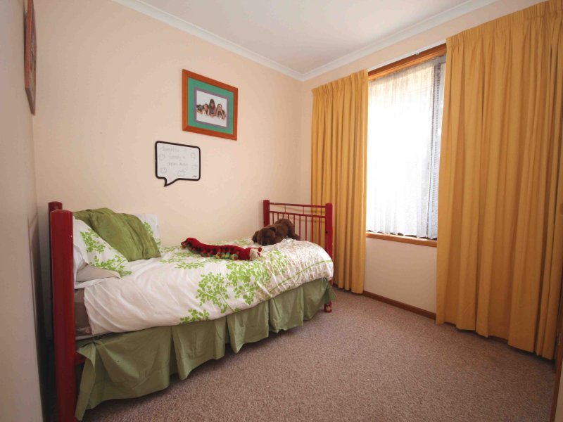 45 Arncliffe Road AUSTINS FERRY 6