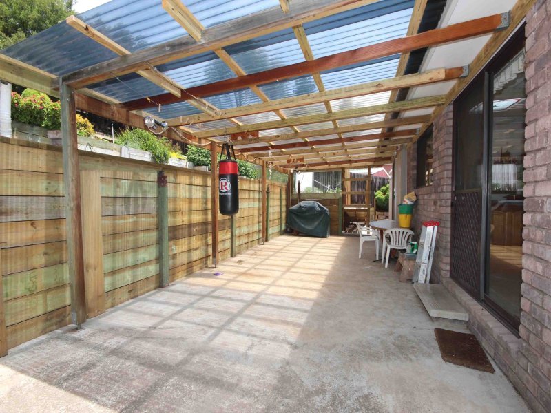 45 Arncliffe Road AUSTINS FERRY 9