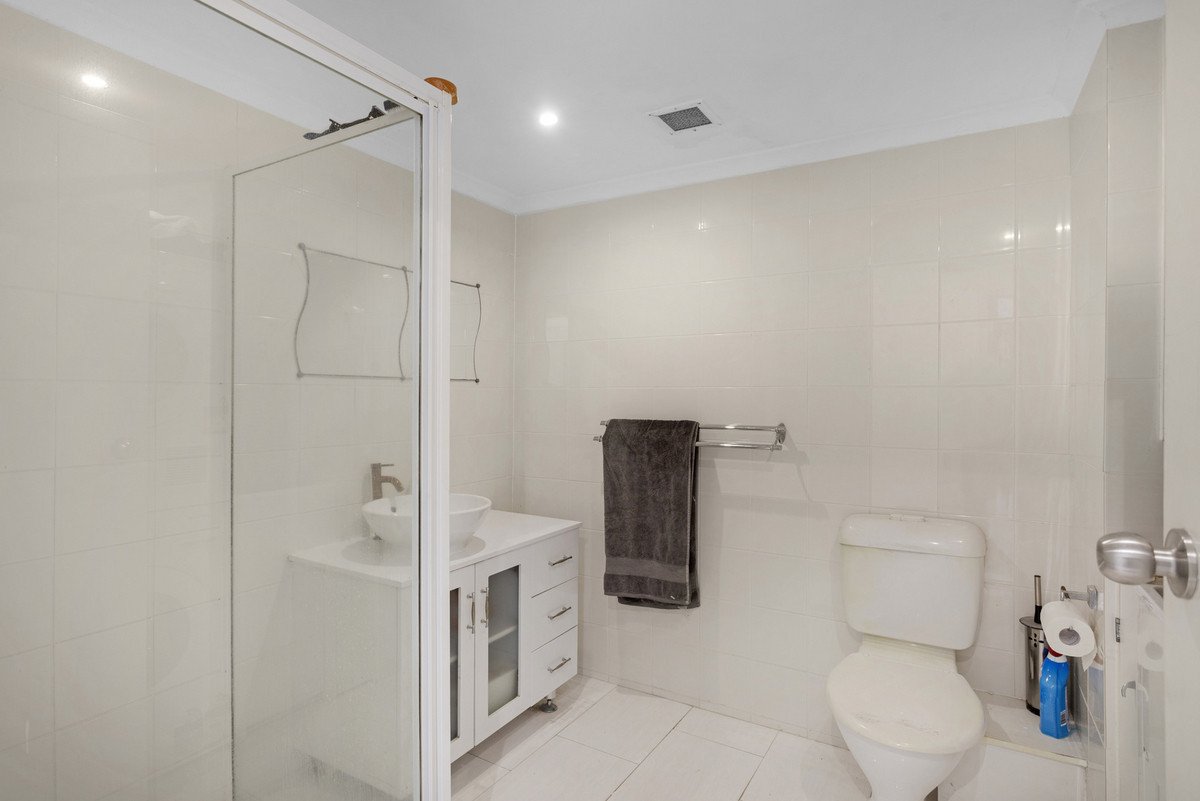 4/5 Australia Avenue BROADBEACH 8