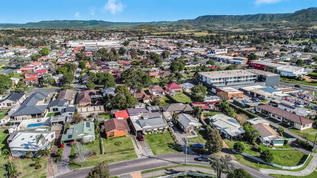 45 Barellan Ave  DAPTO 9