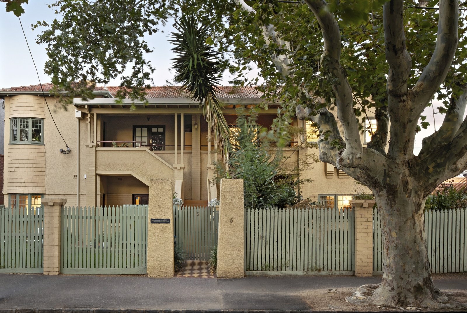 4/5 Beach Avenue, Elwood, 3184