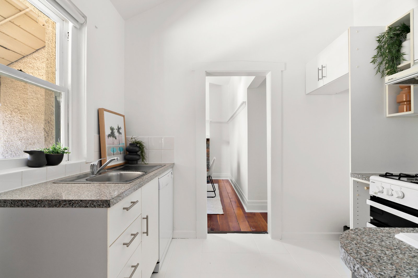 4/5 Beach Avenue, Elwood, 3184