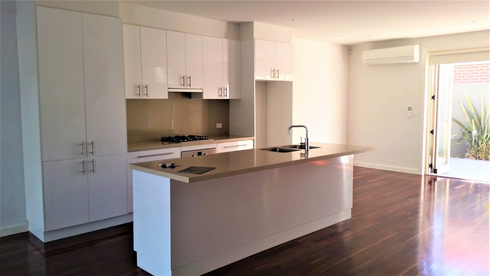 Gallery: 4/5 Beaumont Street