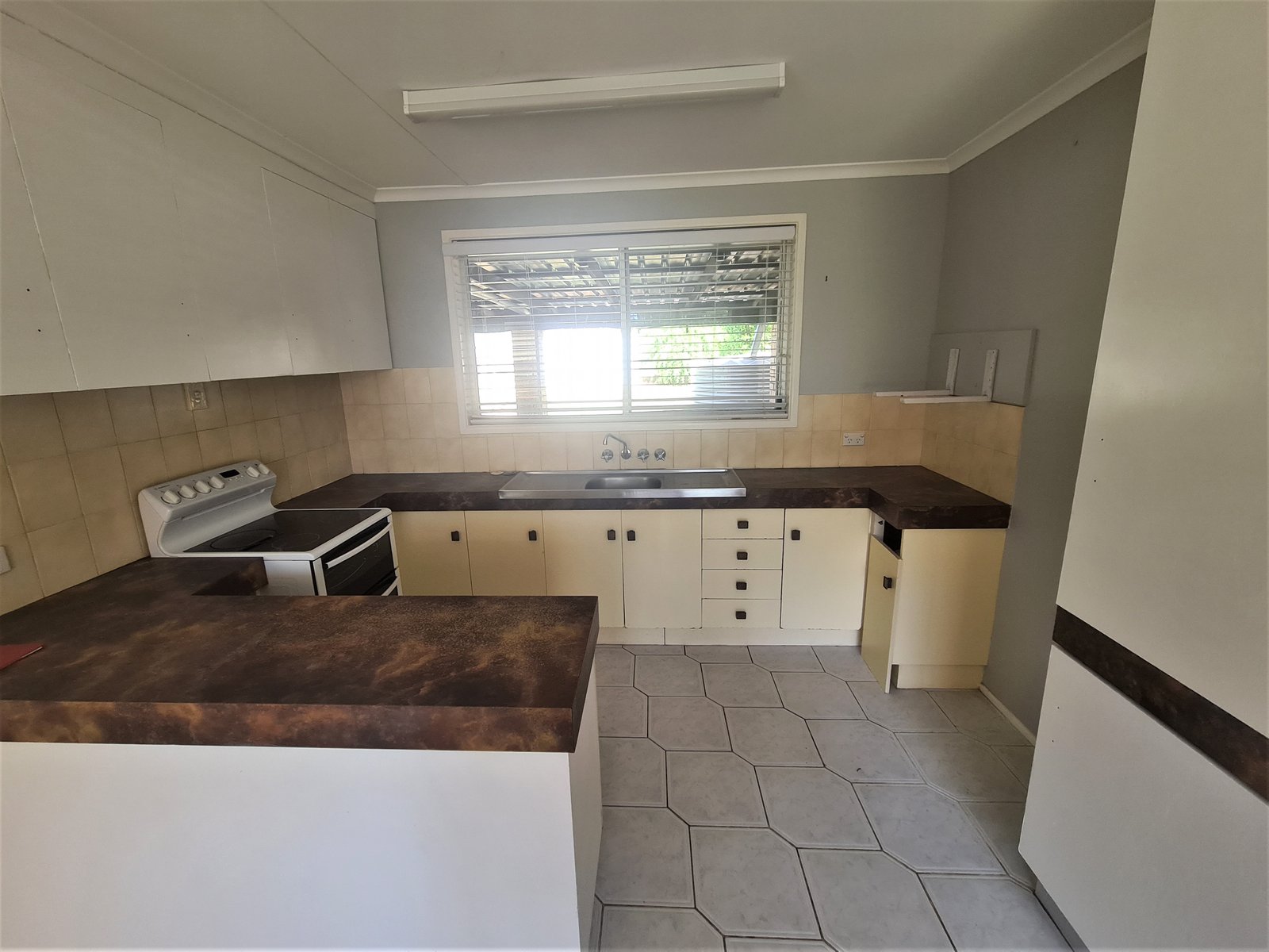 45 BLOMFIELD Street MIRIAM VALE 2