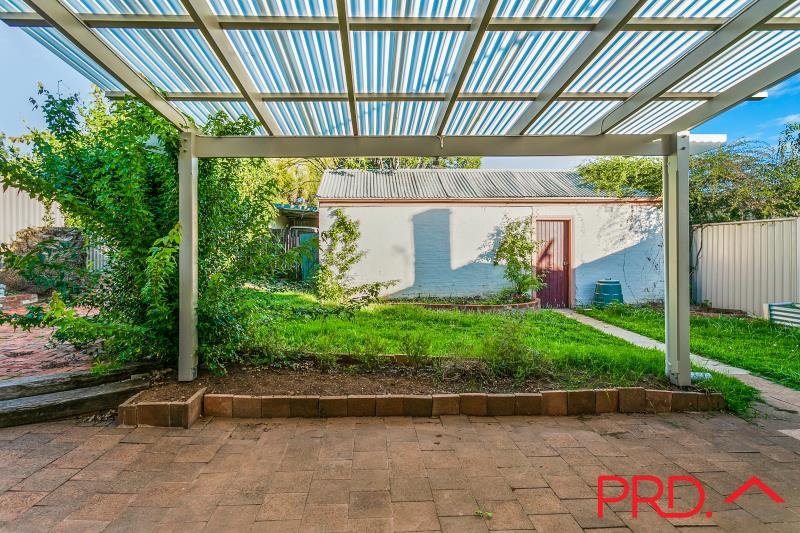45 Bourke Street TAMWORTH 9