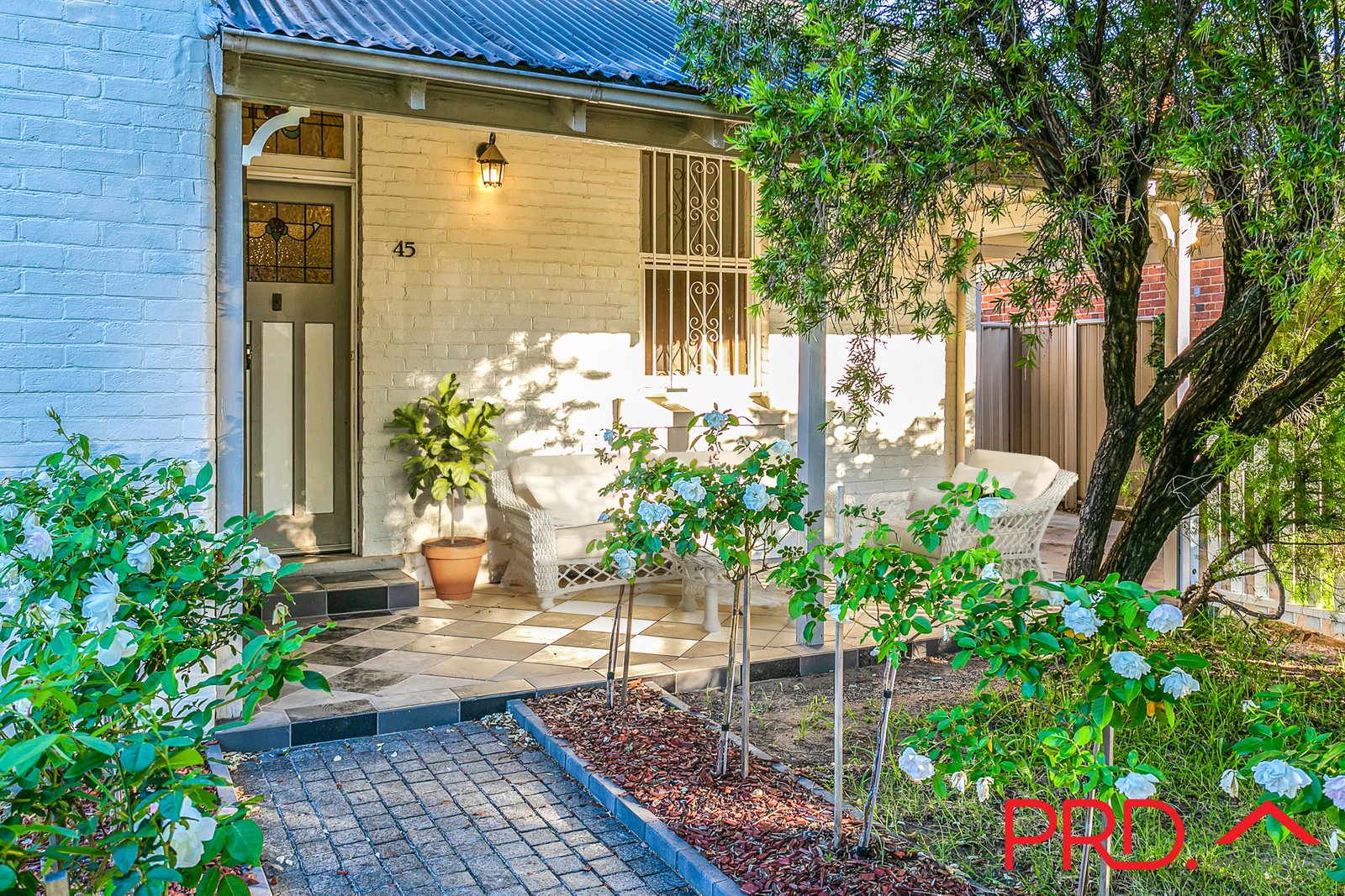 45 Bourke Street TAMWORTH 9