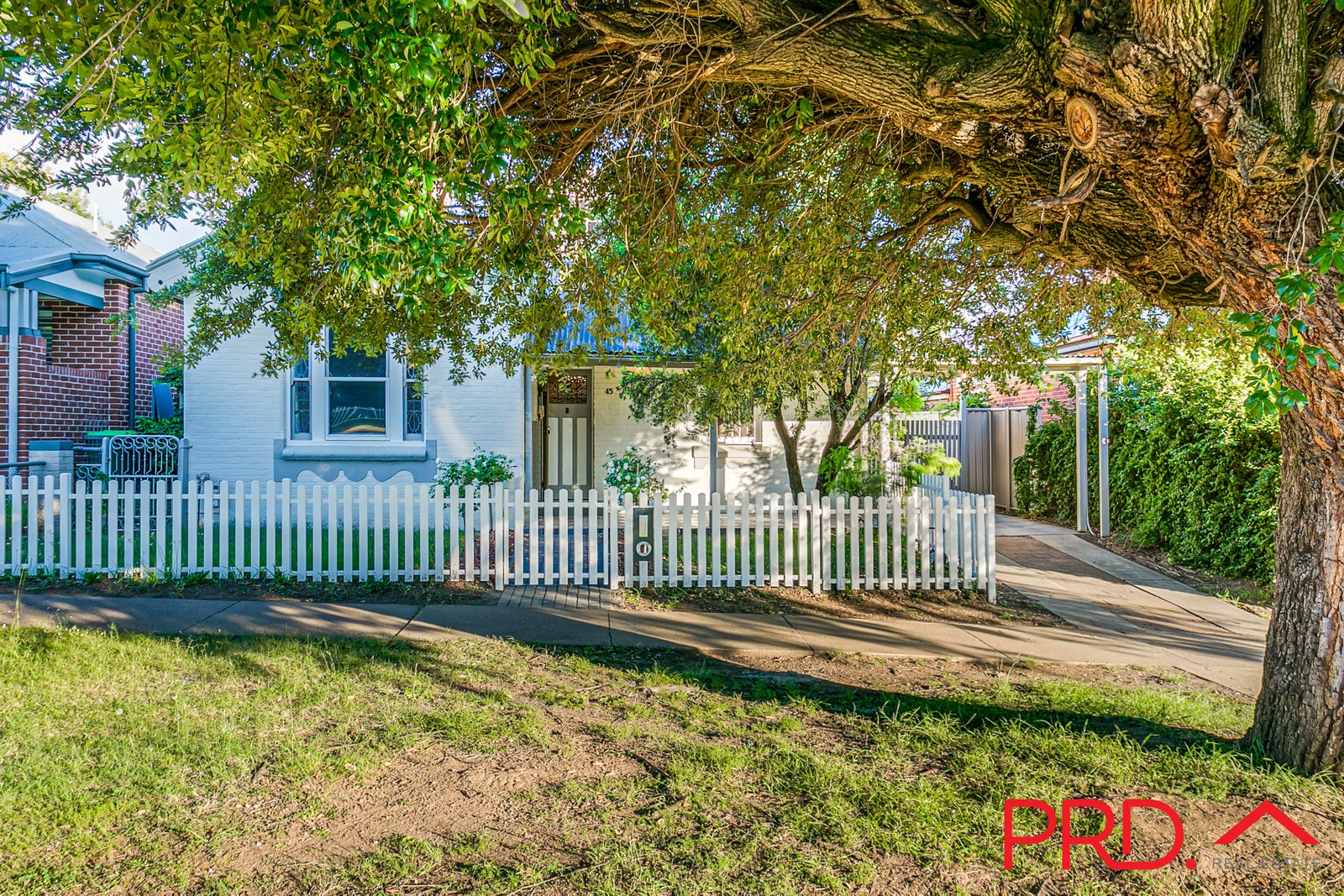 45 Bourke Street TAMWORTH 13
