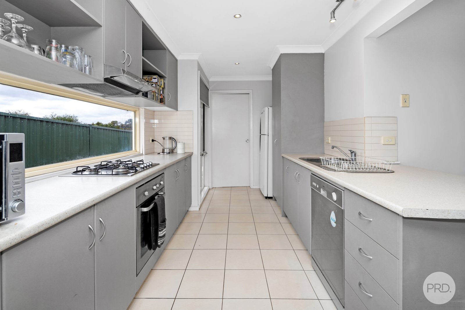 45 Bradbury Street BROWN HILL 6