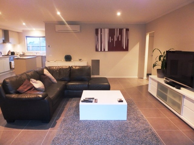 Gallery: 45 Burgundy Drive