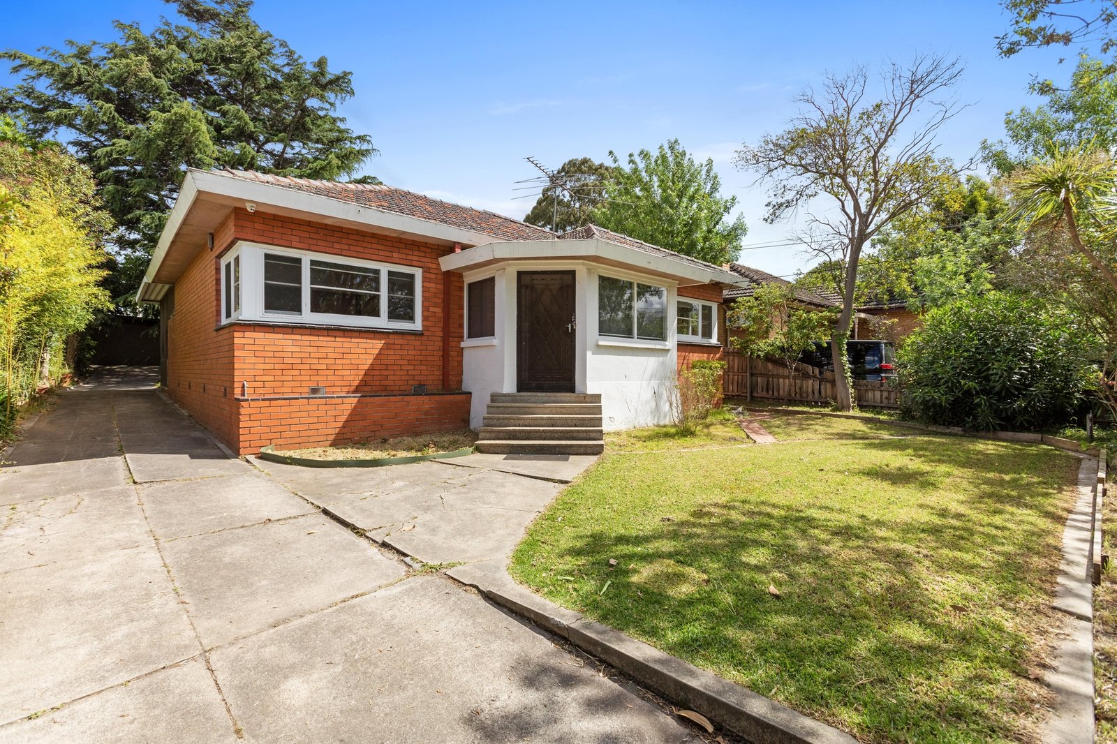 Gallery: 45 Charming Street