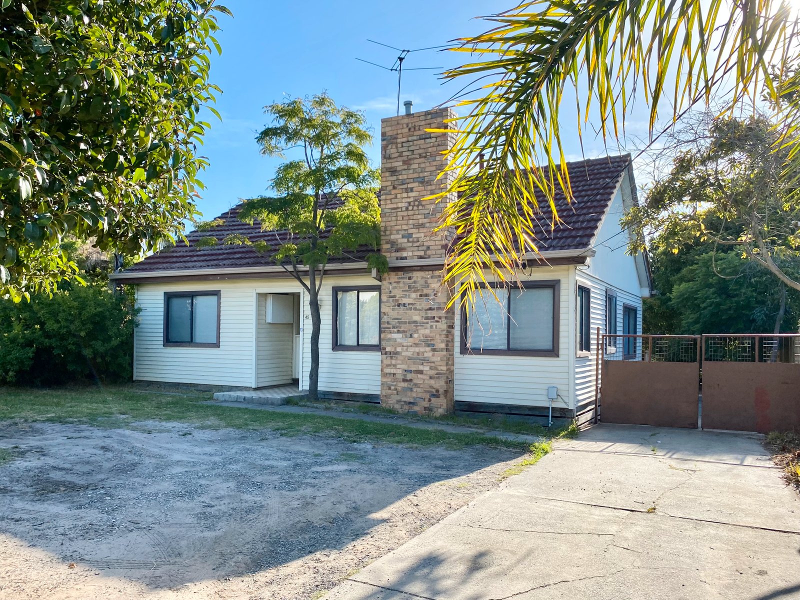 Gallery: 45 Clayton Road