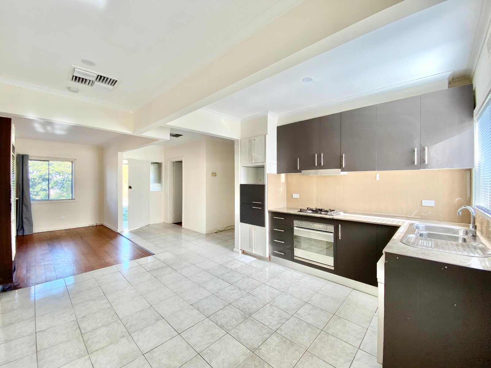 Gallery: 45 Clayton Road