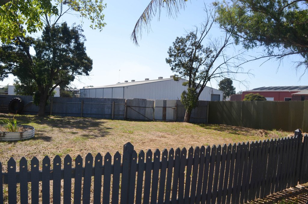 45 Copland Street WAGGA WAGGA 9