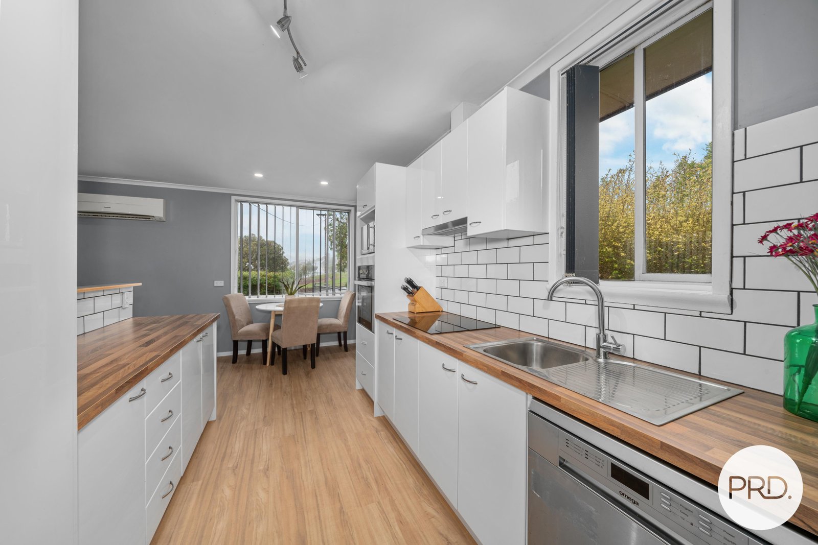 45 Currajong Street MORNINGTON 4