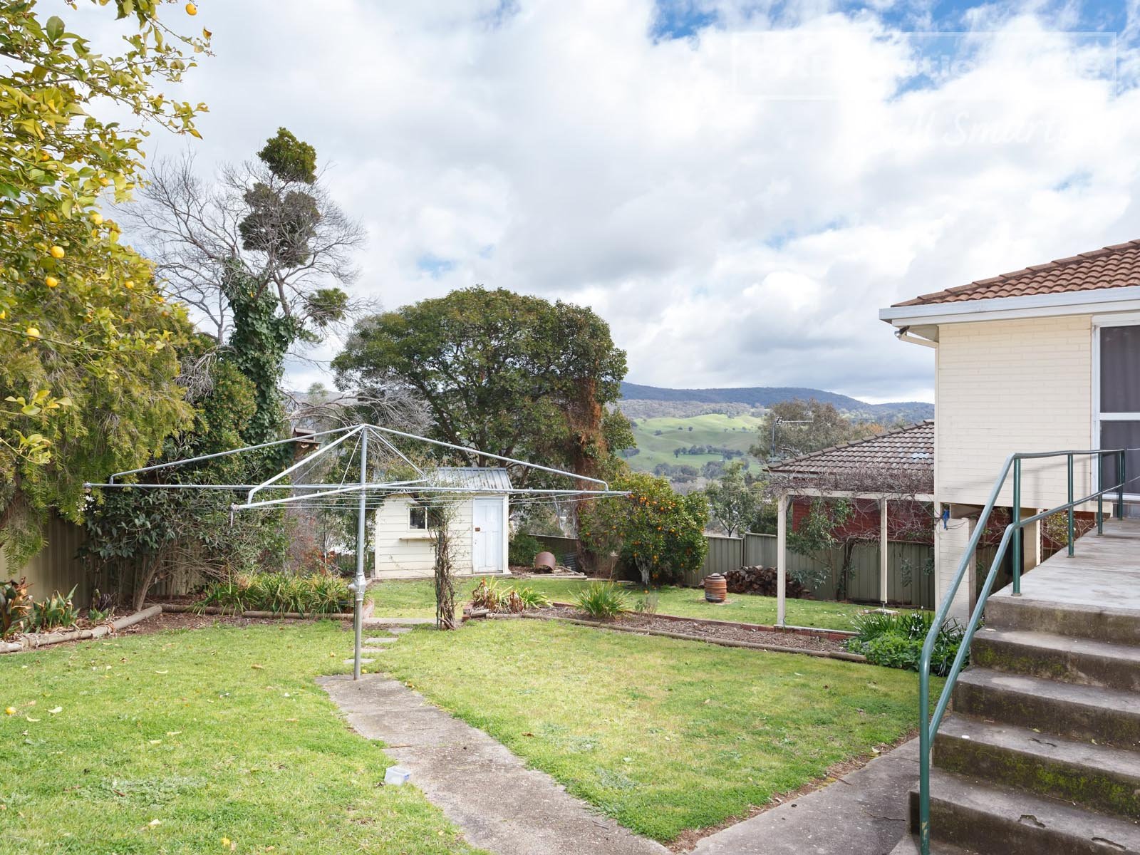 45 Dalhunty Street TUMUT 9
