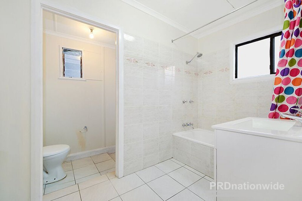45 Dunmore Street South BEXLEY 6