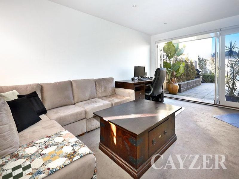 Gallery: 45 Finlay Street