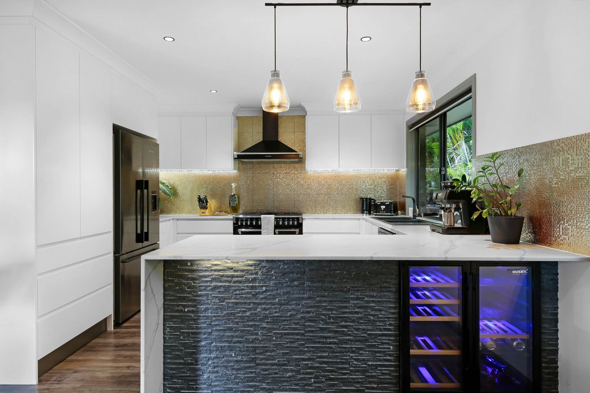 45 Forest Drive Elanora 4