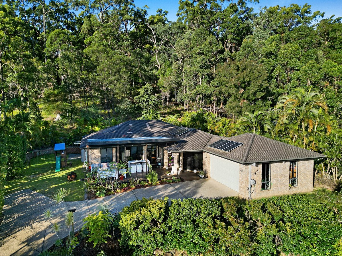 45 Forest Drive Elanora 27
