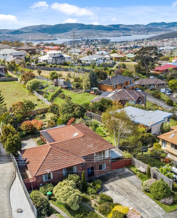 45 Girrabong Road LENAH VALLEY 4