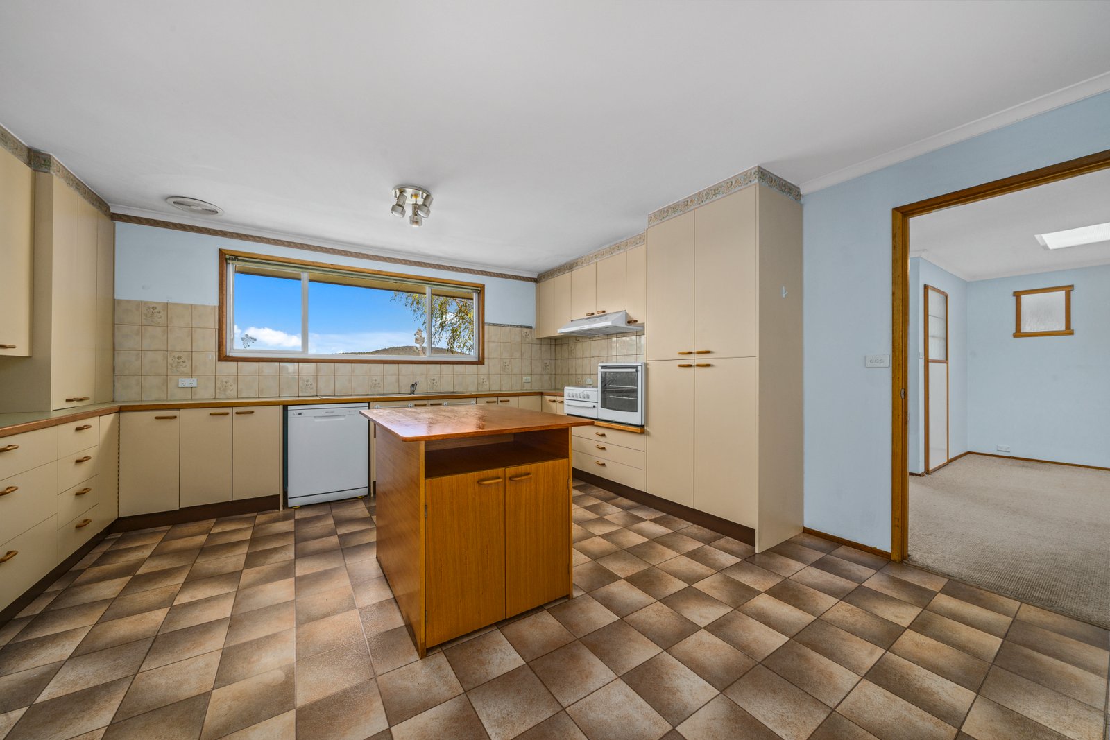 45 Girrabong Road LENAH VALLEY 6