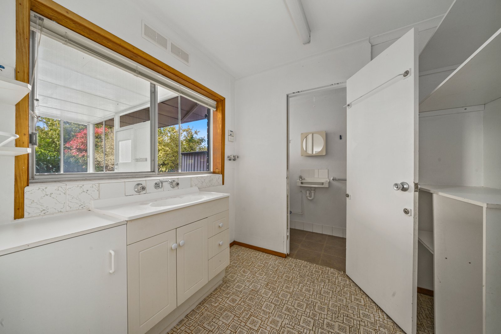 45 Girrabong Road LENAH VALLEY 16