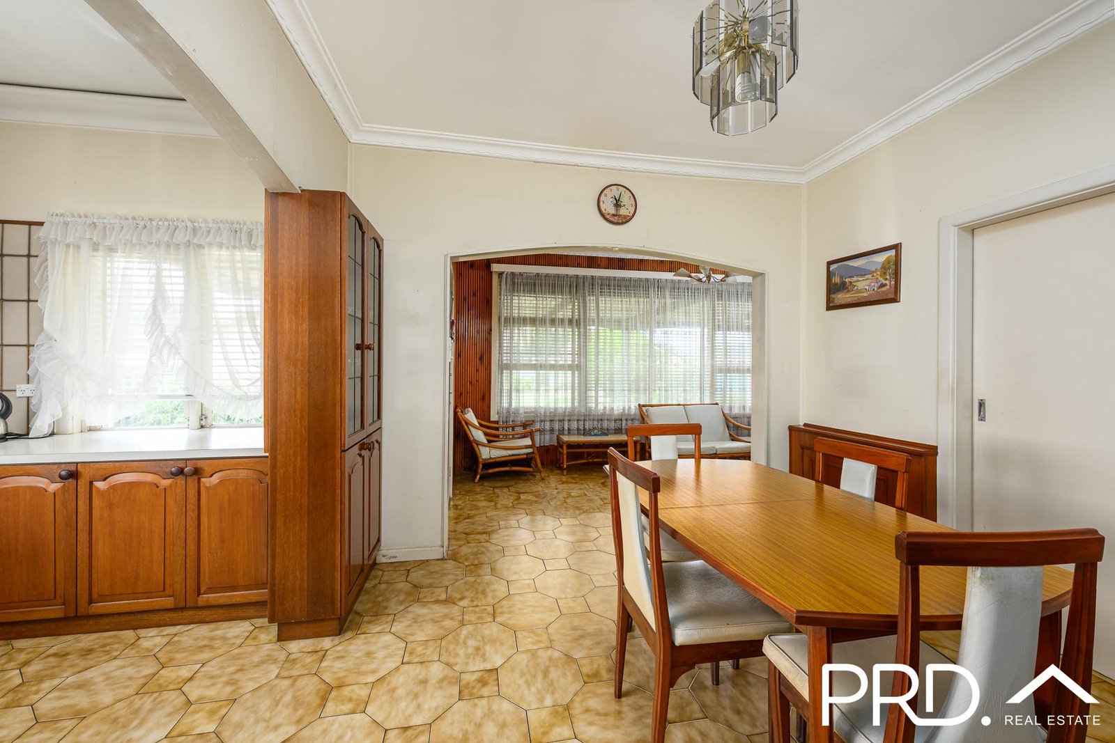 45 Haig Avenue GEORGES HALL 6