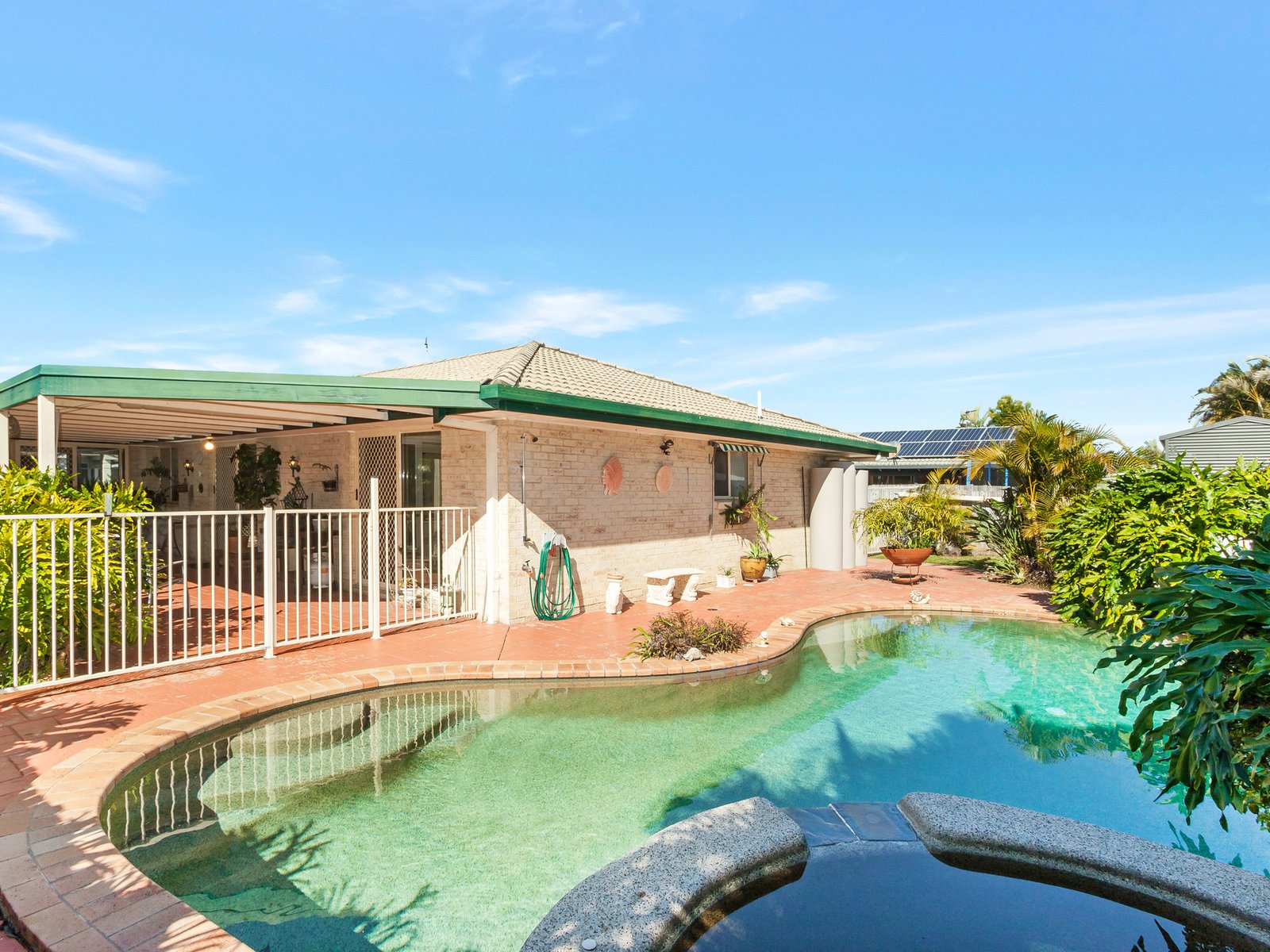 45 Harrier Drive BURLEIGH WATERS 4