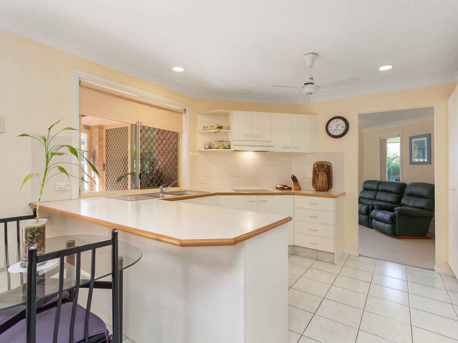 45 Harrier Drive BURLEIGH WATERS 6