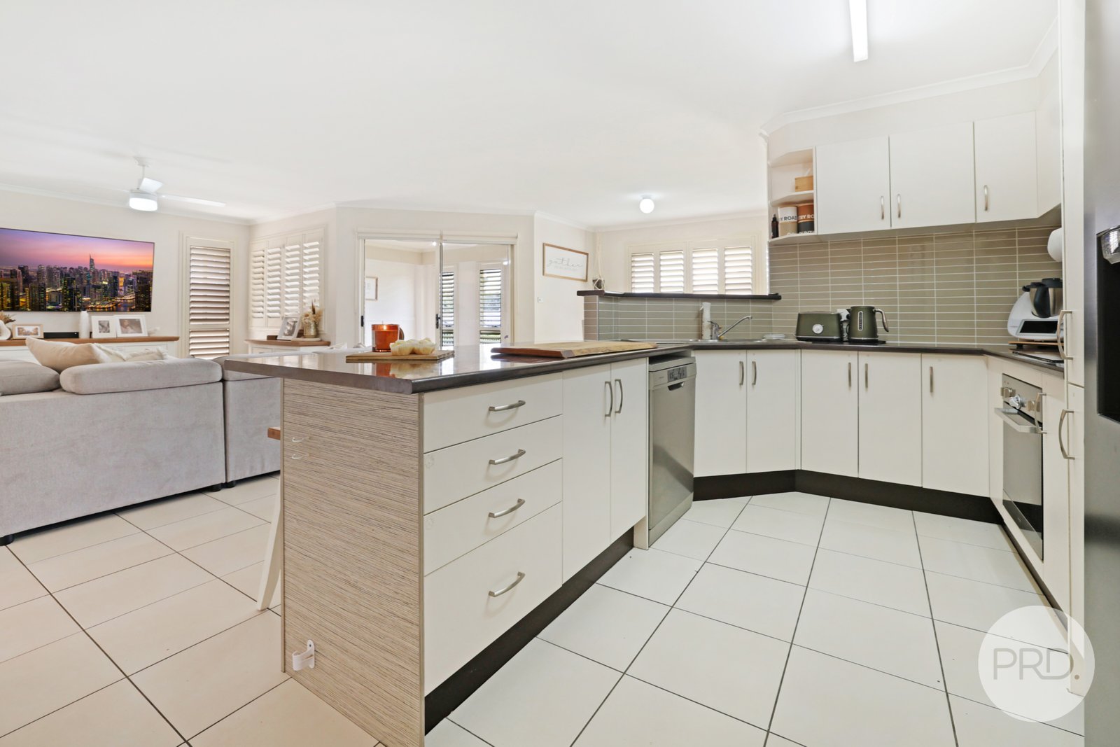 45 Harrier Parade TAMWORTH 14