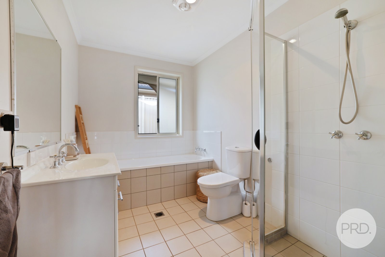 45 Harrier Parade TAMWORTH 17