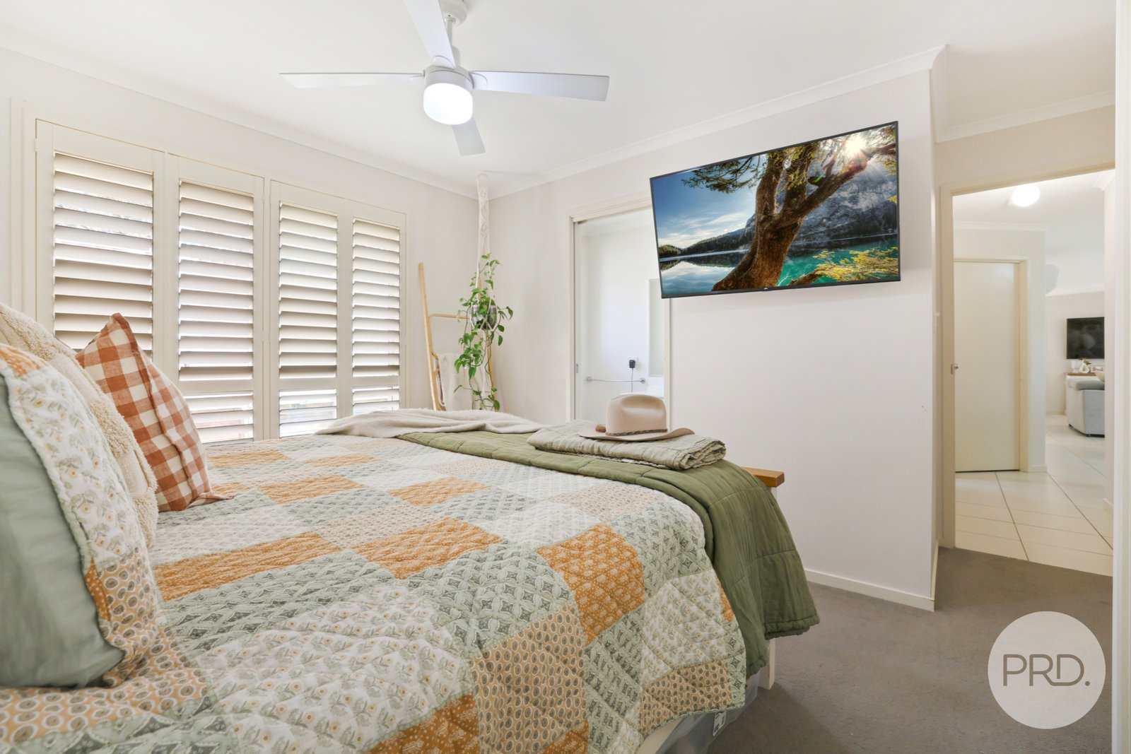 45 Harrier Parade TAMWORTH 22