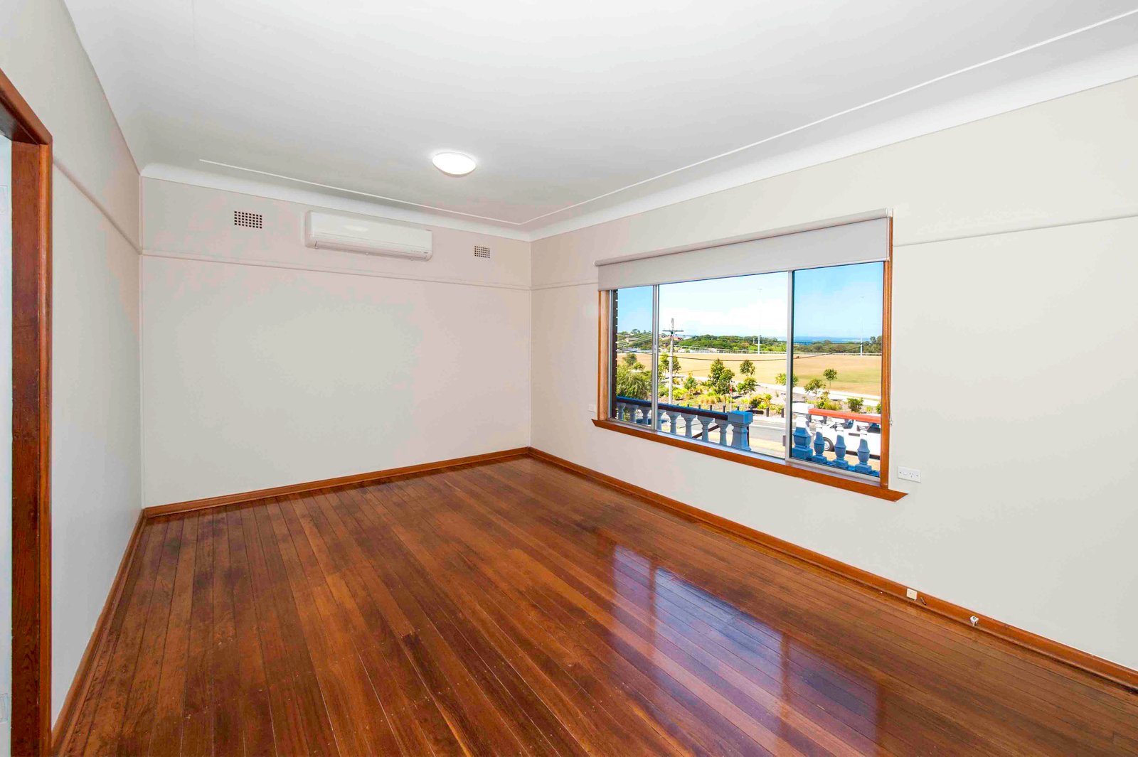 45 Hasting Avenue CHIFLEY 2
