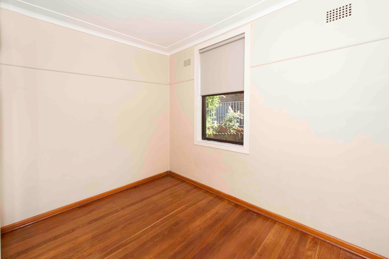 45 Hasting Avenue CHIFLEY 5