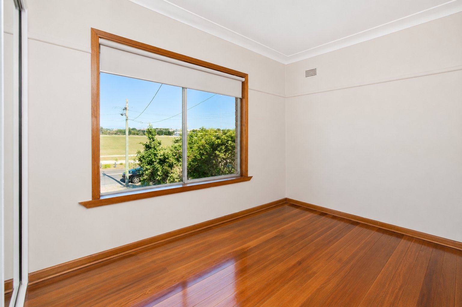45 Hastings Avenue CHIFLEY 4