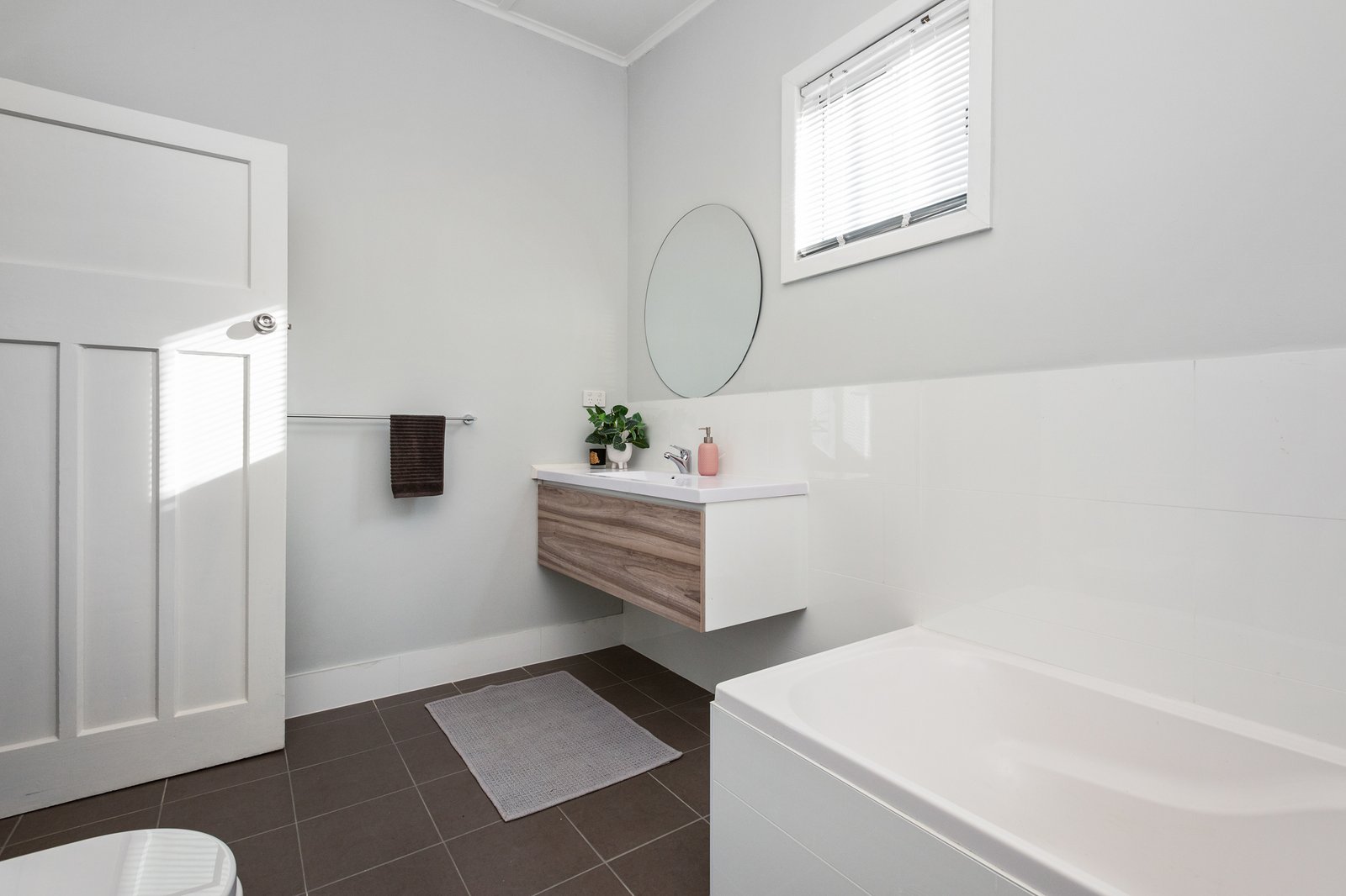 45 Hebburn Street PELAW MAIN 17